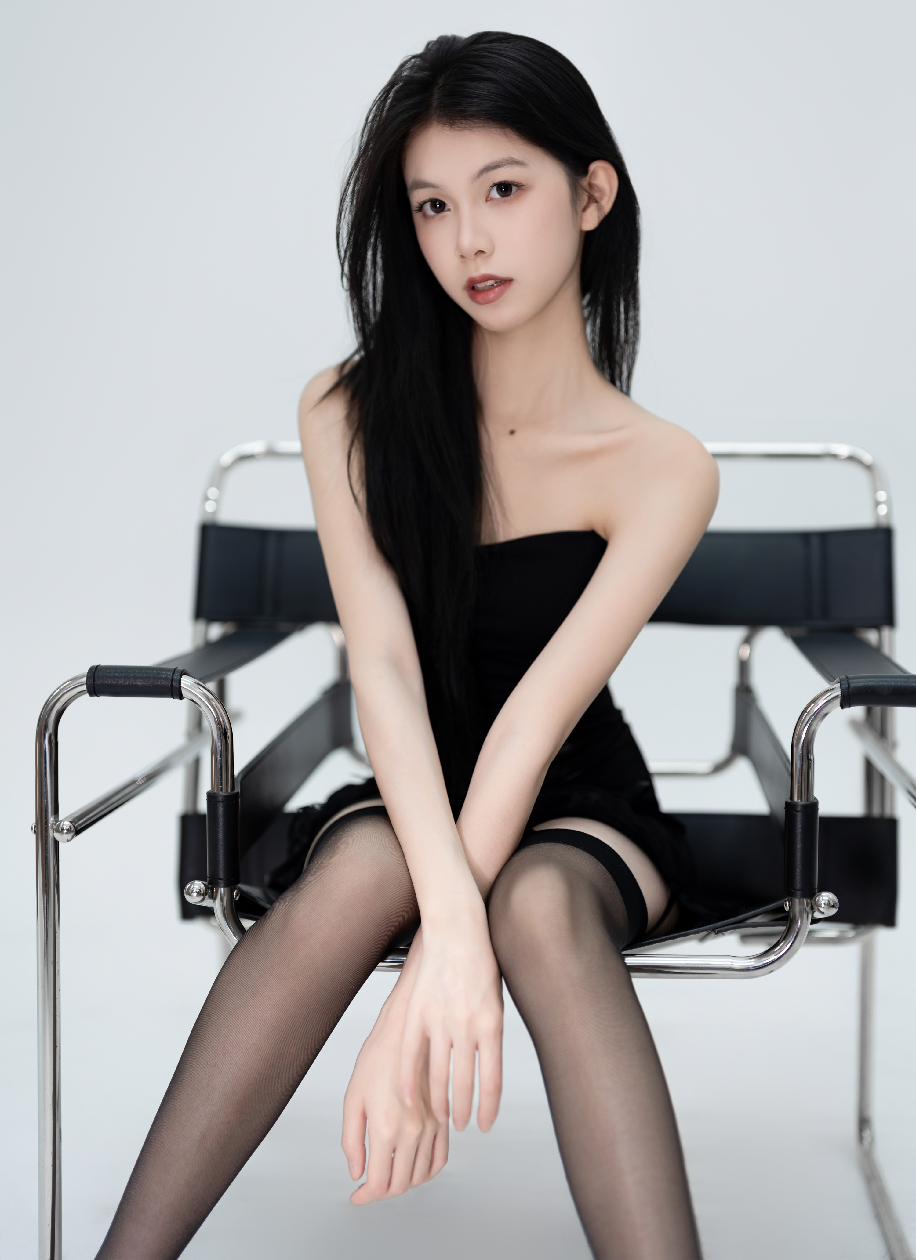 黑裙佳人的优雅时刻 小桢同学