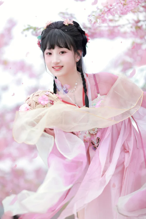 落樱 小王碎彬彬