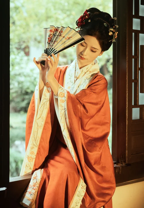 秋遊故寺 眸小妖古裝美女