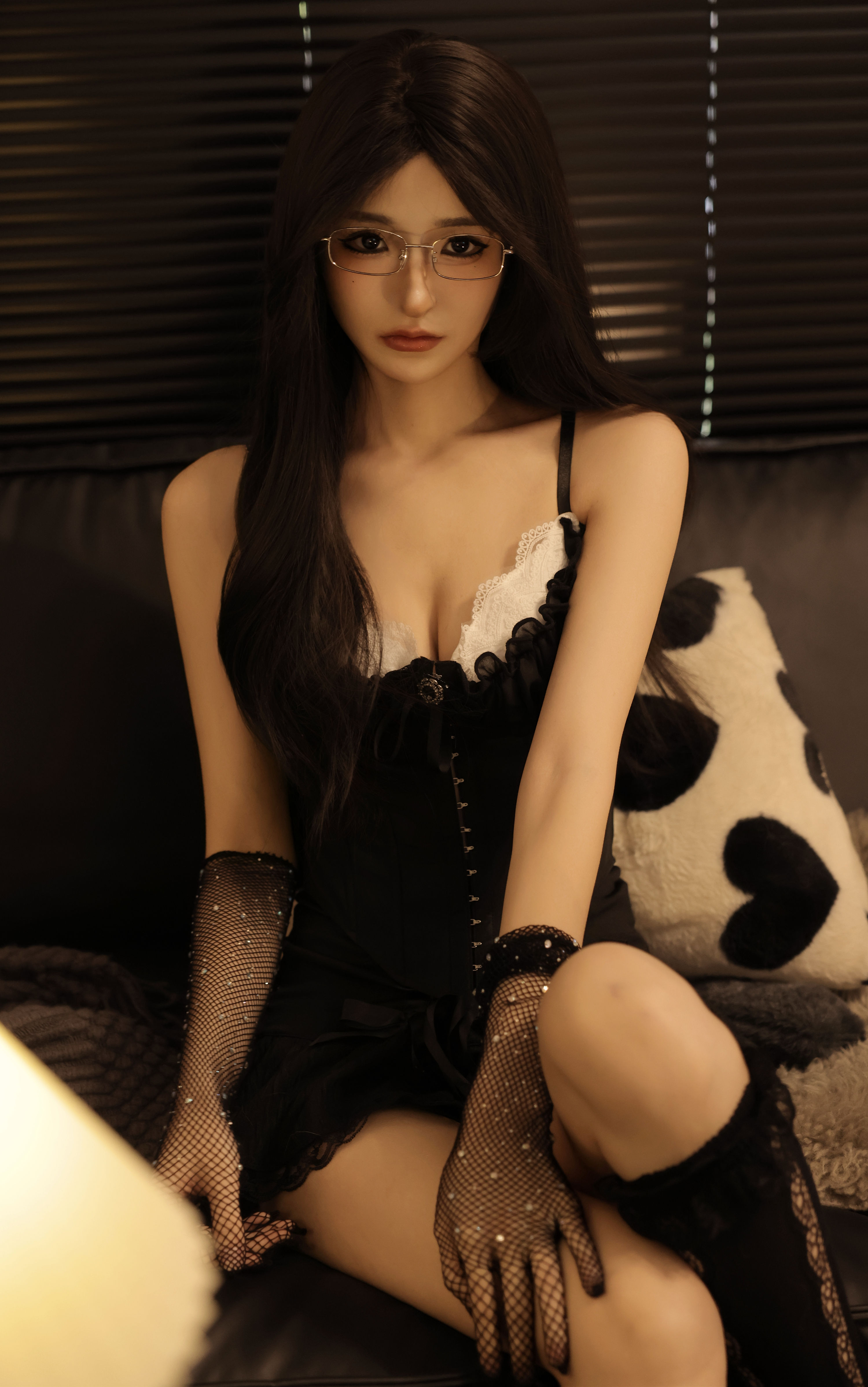 黑色 Maoqi
