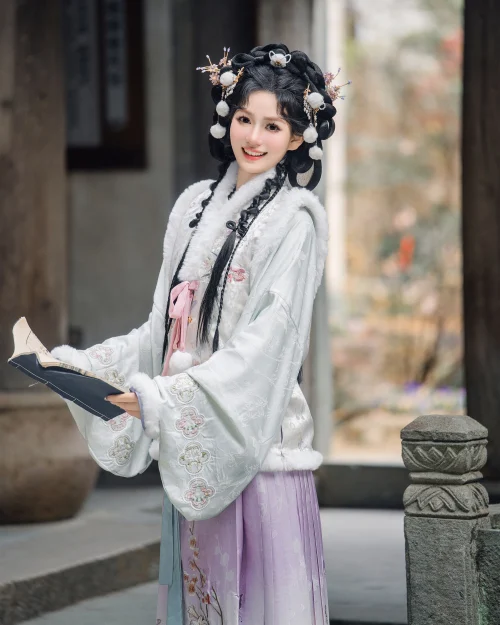 远山乔 小陈