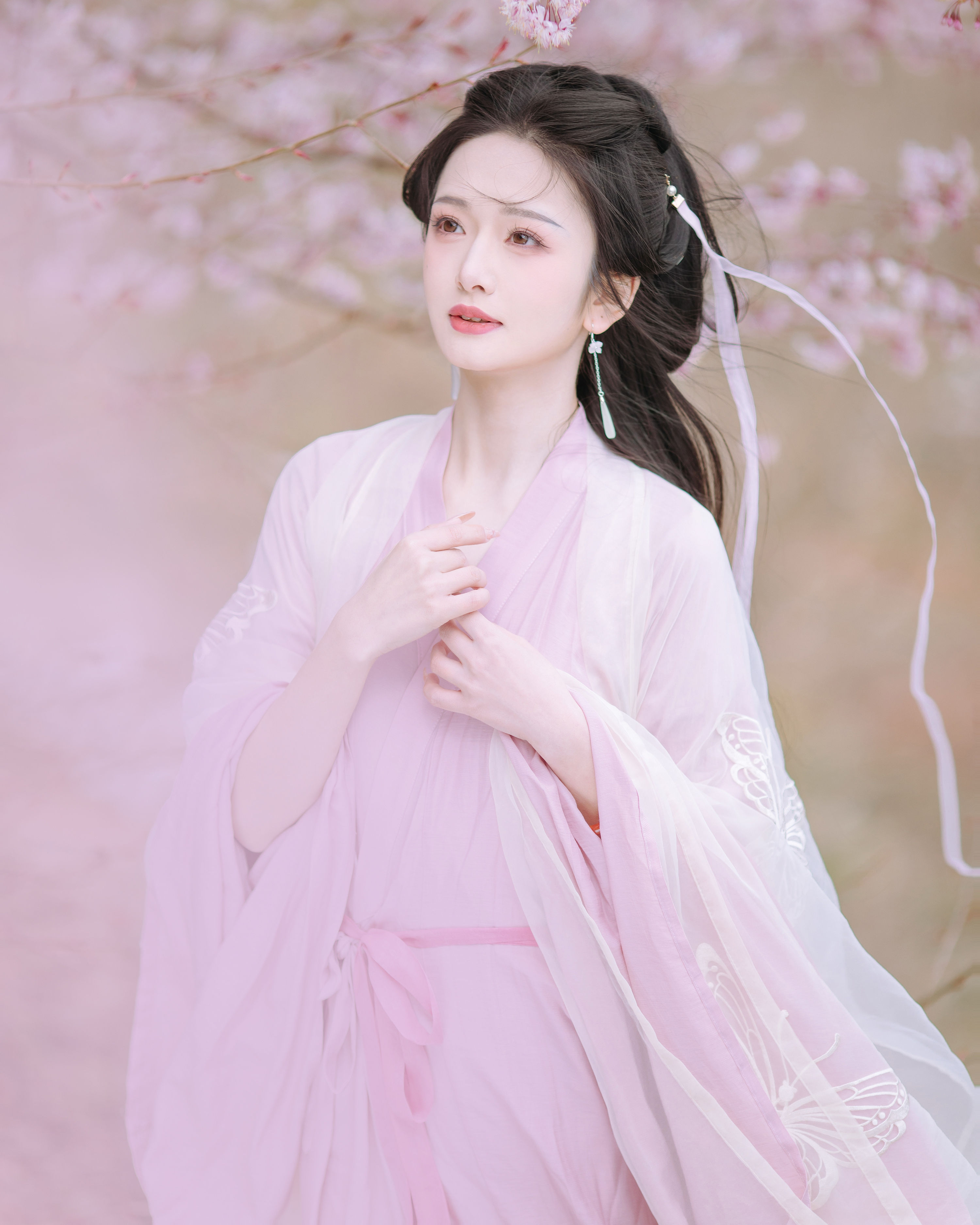 花不误 赤嫣在这里